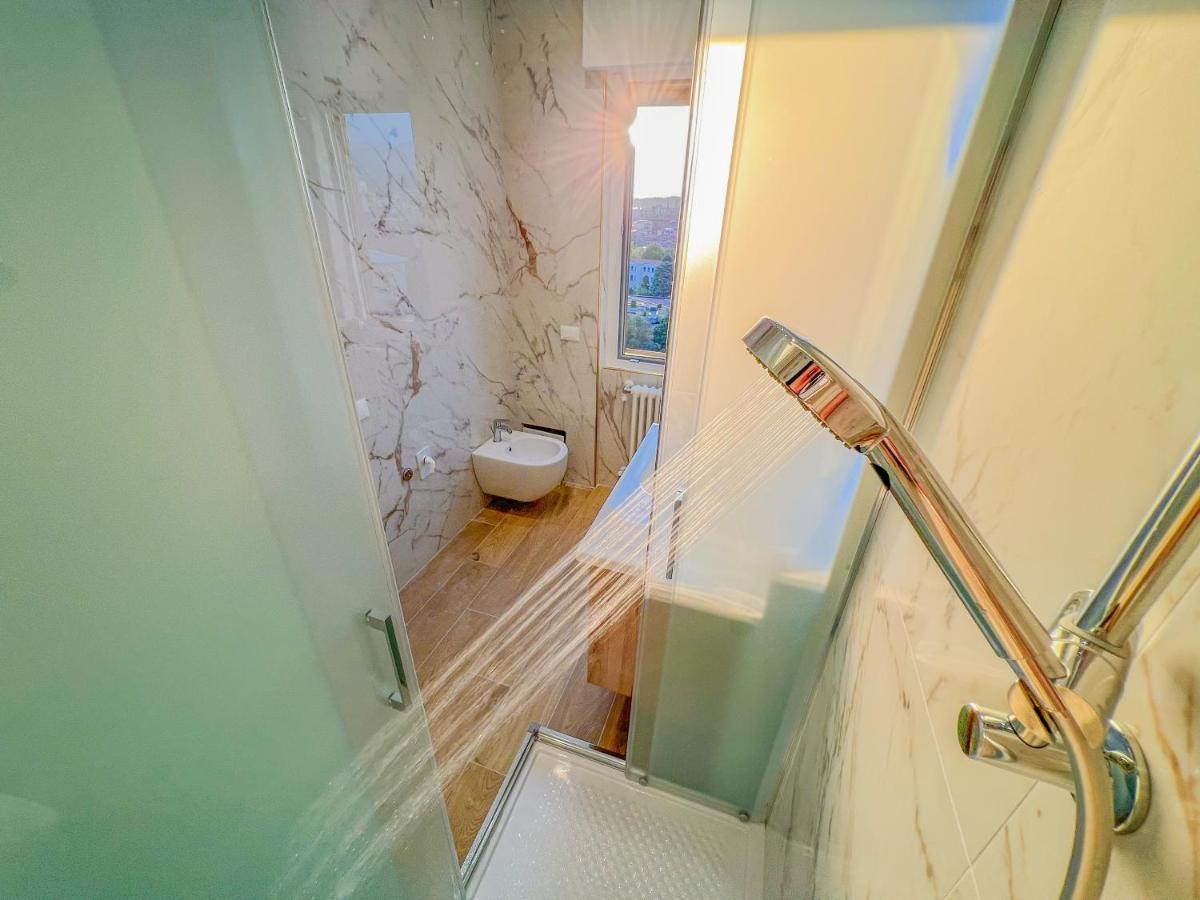 Attici Alba E Tramonto Ospedale E Vista Apartment Brescia Ngoại thất bức ảnh